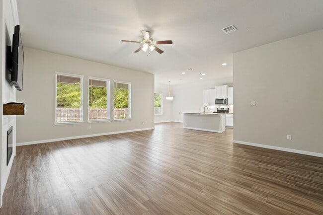 Building Photo - 18206 Bayonne Channel Ct