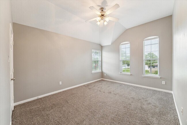Building Photo - 3122 Schumann Oaks Dr