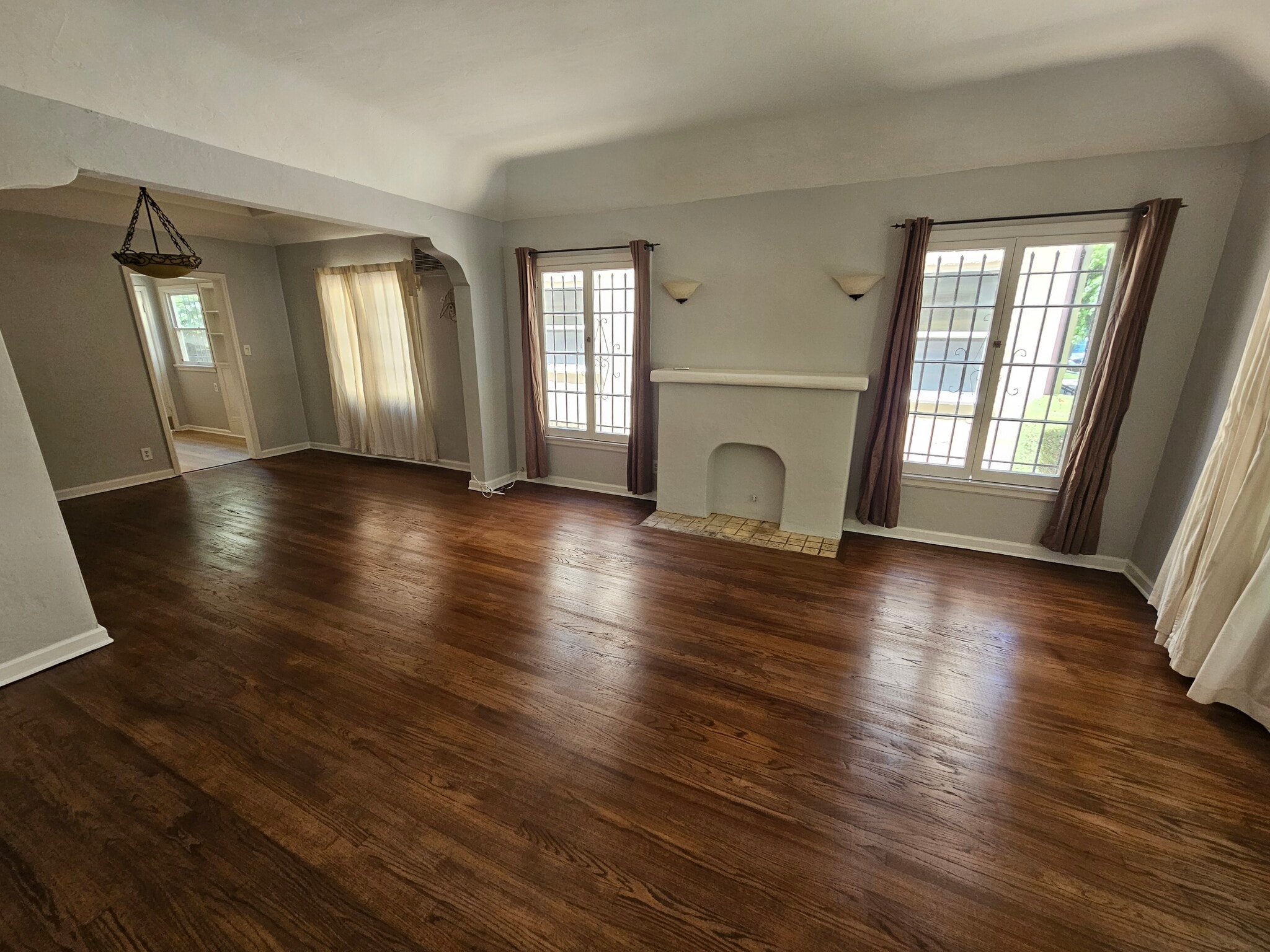 Building Photo - 1135 Cardiff Ave