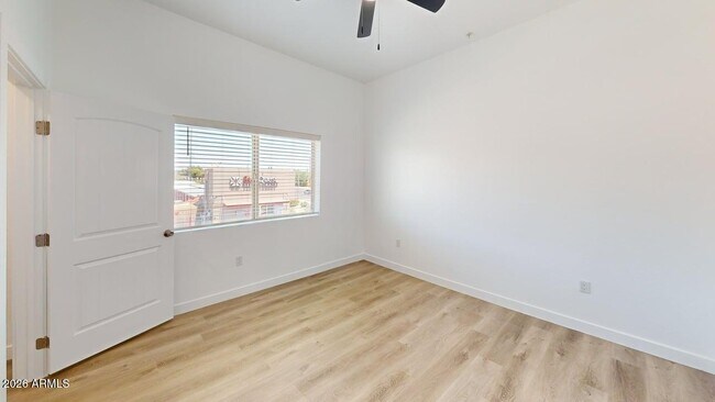 Building Photo - 9160 N 67th Ave
