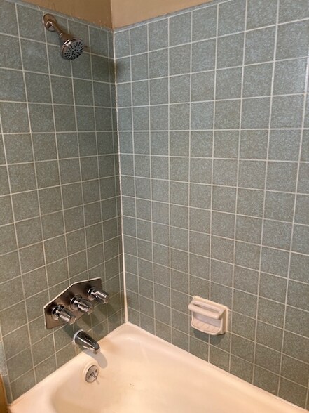 Building Photo - 239 G St