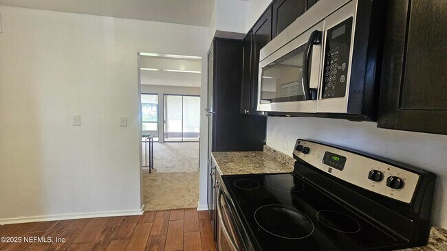 Building Photo - 7767 Las Palmas Way