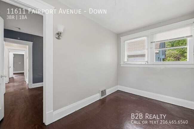 Building Photo - 11611 Fairport Ave