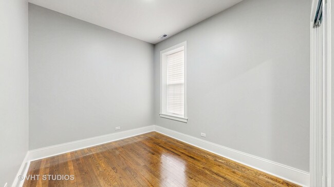 Building Photo - 2626 E 78th St