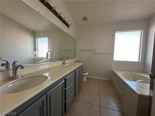 Building Photo - 8275 Cedar Leaf Dr