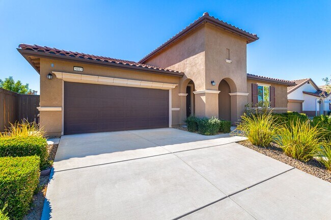 Building Photo - Spacious Home Located In Kavala Ranch