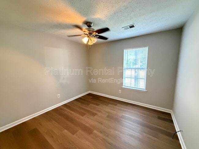 Building Photo - 4229 Catalpa Park