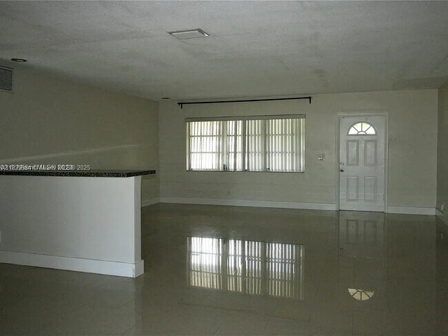 Building Photo - 4534 Van Buren St