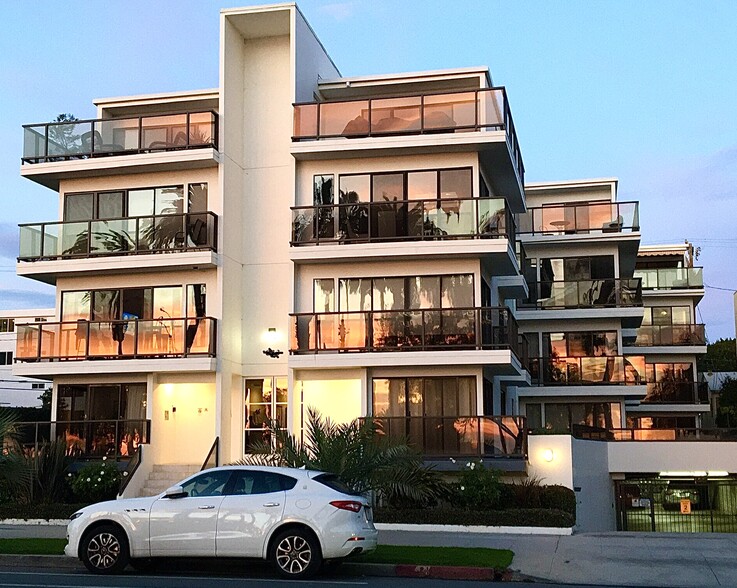 Front Entrance - 833 Ocean Ave