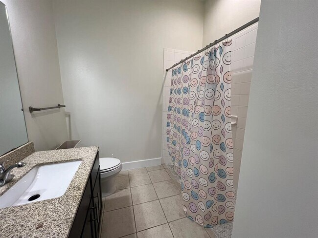 Building Photo - 2400 Louis Henna Blvd