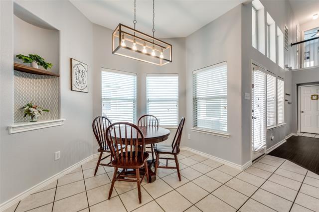 Building Photo - 933 Wenk Ct