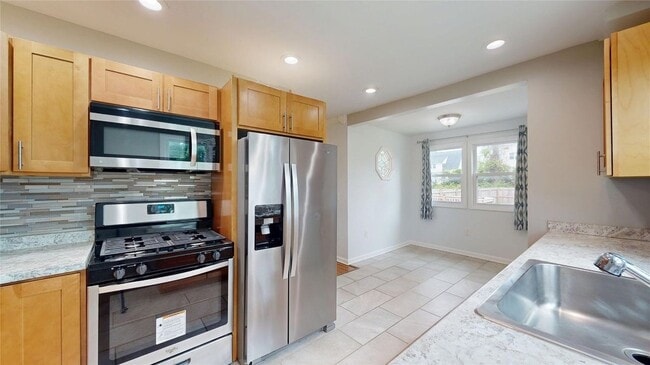 Building Photo - 2619 Prospect Ave