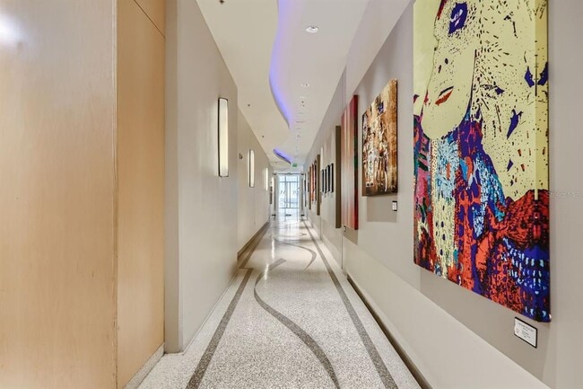 Building Photo - 150 E Robinson St