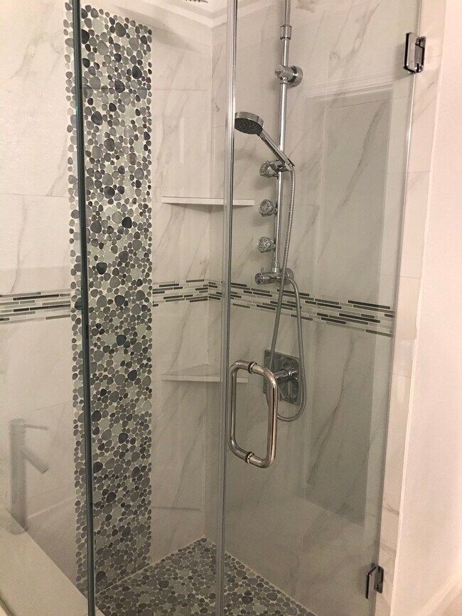 Building Photo - 7914 Tilbury Woods Ln