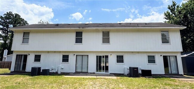 Building Photo - 6633 Abbey Ln