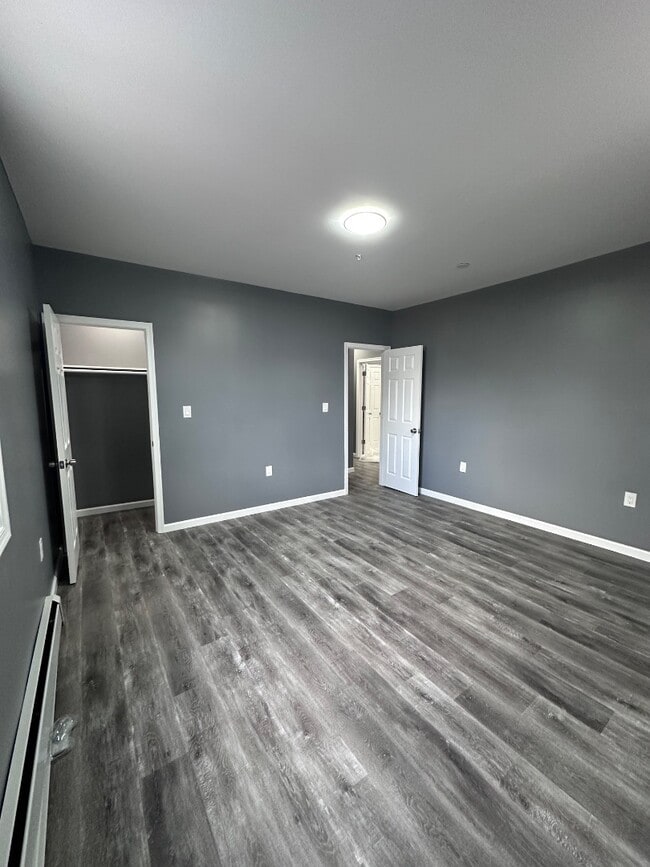 Building Photo - 153 Vine St