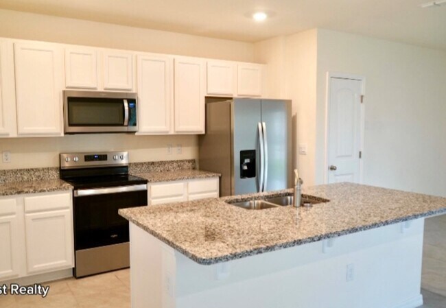 Building Photo - 12071 Holystone St