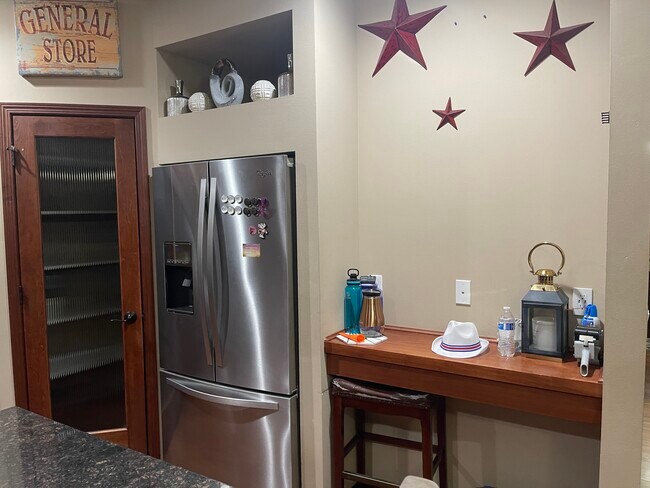 Building Photo - 113 Alton Dr