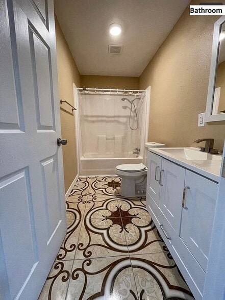 Building Photo - 114 Alabama St