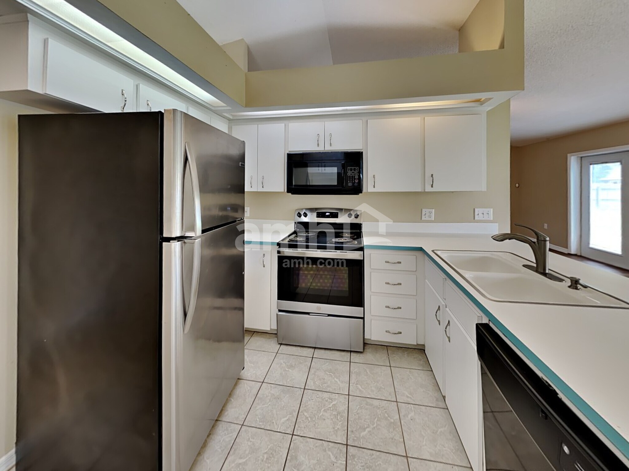 Building Photo - 837 Bryson Loop