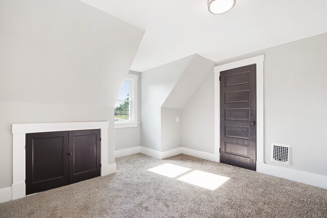 Building Photo - 1750 Brodhead Rd