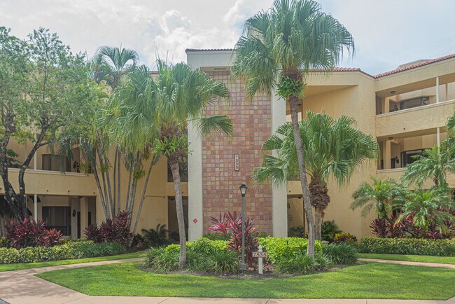 Building Photo - 7535 La Paz Blvd