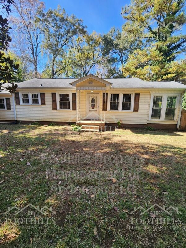 Primary Photo - 1917 Inman Dr