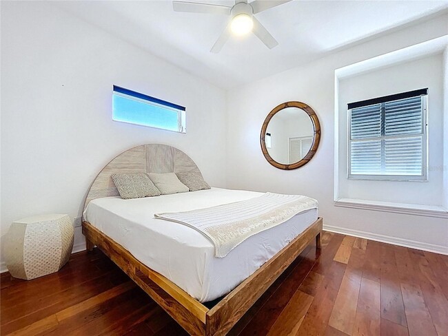 Building Photo - 8485 Blind Pass Dr