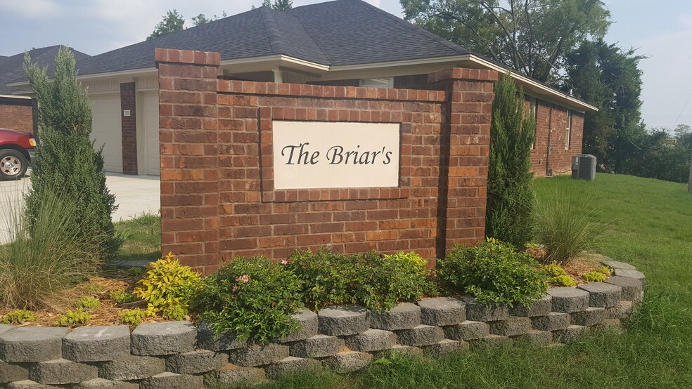 Building Photo - 240 Ashley Dr