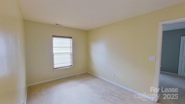 Building Photo - 10818 Slalom Hill Rd