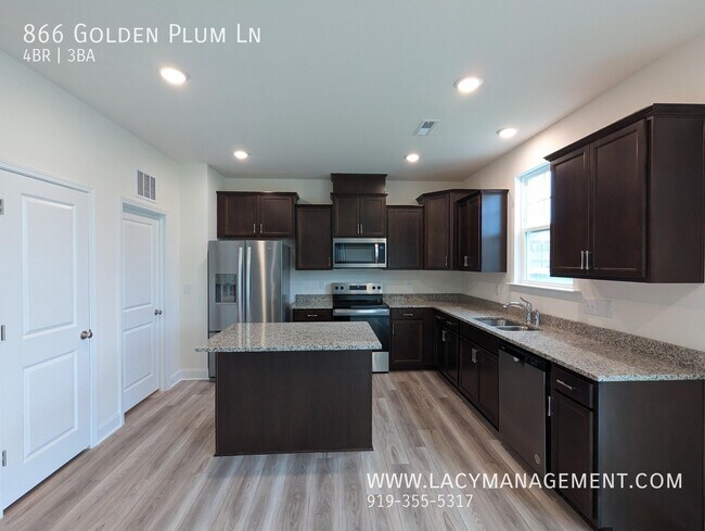 Building Photo - 866 Golden Plum Ln
