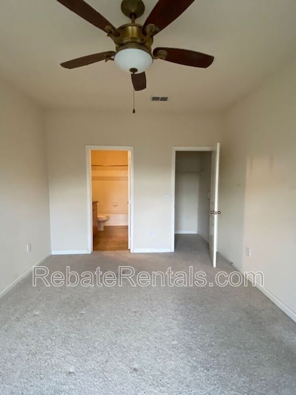Building Photo - 8290 Gate Pkwy W