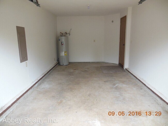 Building Photo - 3 br, 2 bath House - 1515 Union Ave SE