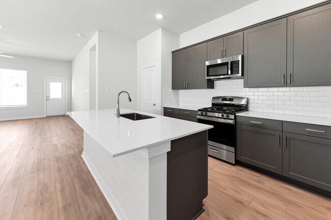 Building Photo - 16035 Bishops Cap Way