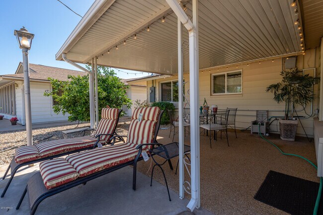 Building Photo - 12477 N Augusta Dr