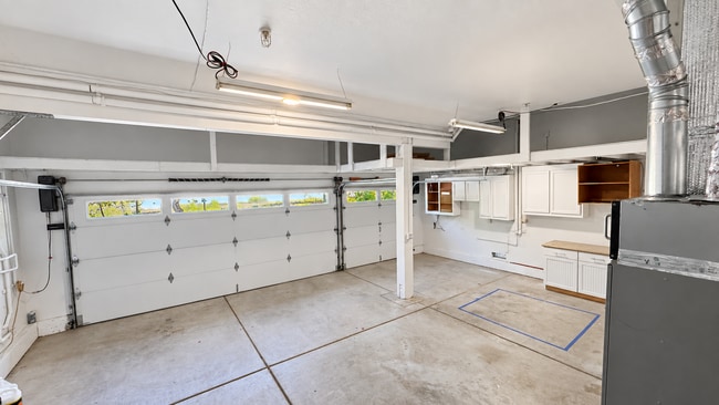 Building Photo - 3878 Loch Lomand Way