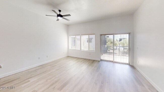 Building Photo - 9160 N 67th Ave