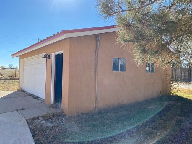 Building Photo - 72 Aspen Dr