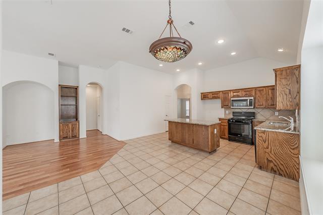Building Photo - 8648 Prairie Dawn Dr
