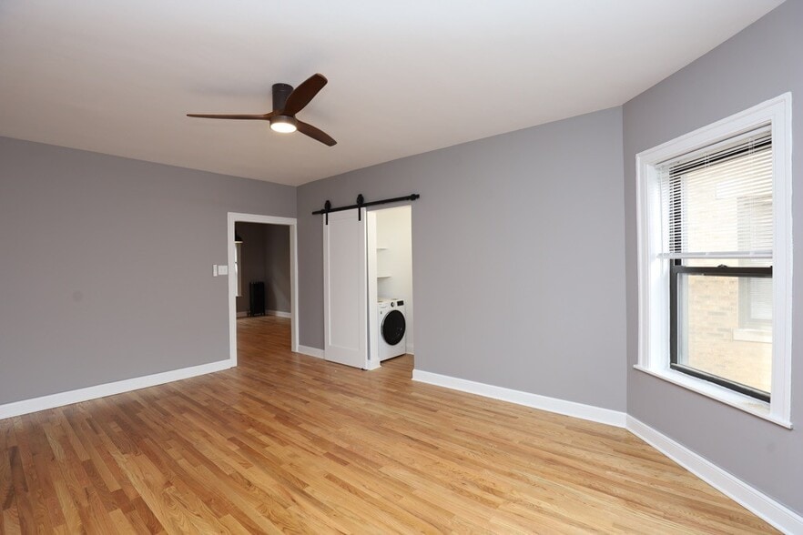 Building Photo - 626 W Stratford Pl