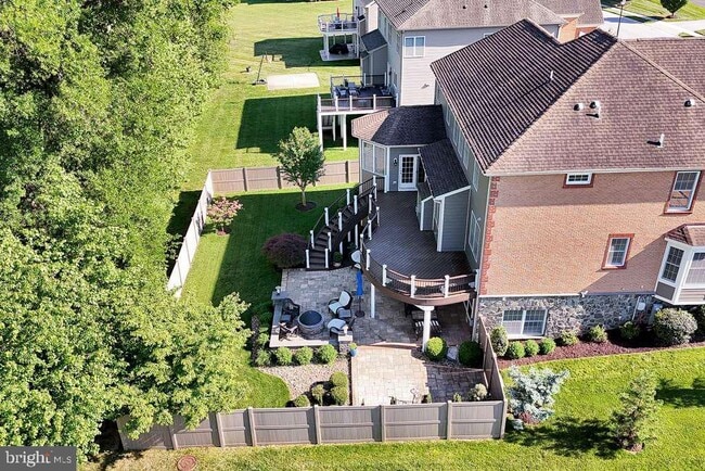 Building Photo - 8227 St Francis Dr