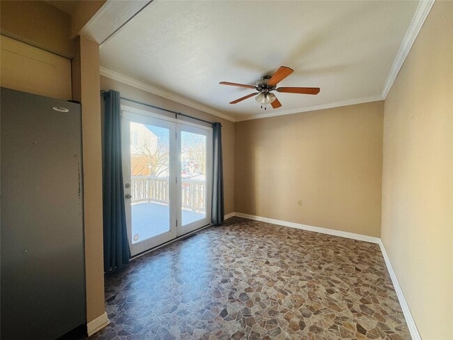 Building Photo - 2405-2405 Jenkins St