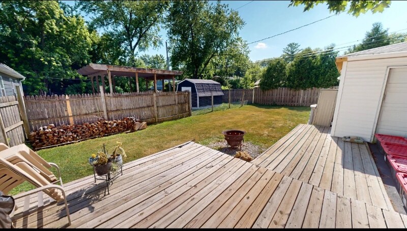 Building Photo - 130 Syril Dr