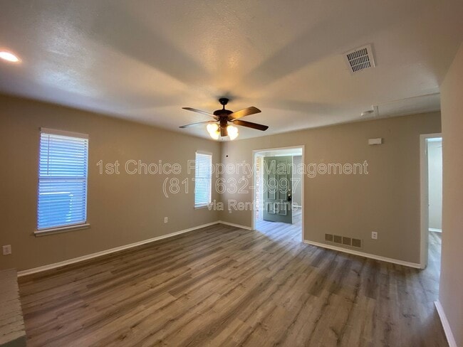 Building Photo - 2311 Kingsford Ct