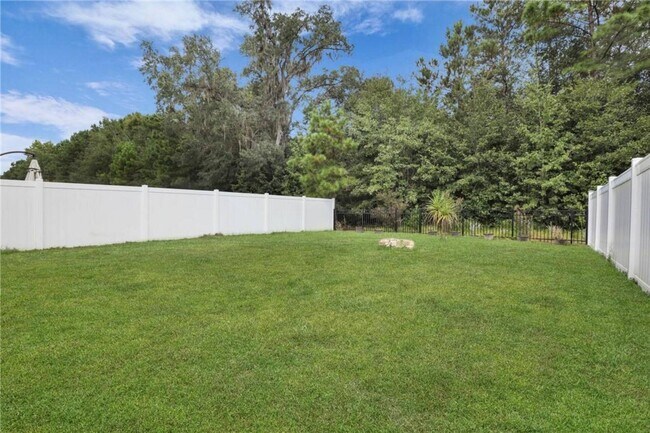 Building Photo - Modern 4 Bedroom South Savannah Home with ...