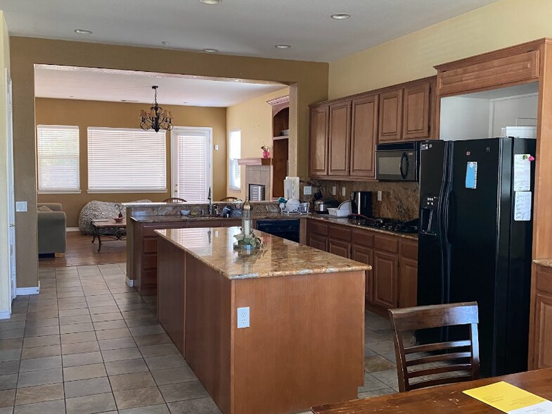 Building Photo - 1 S La Salle St