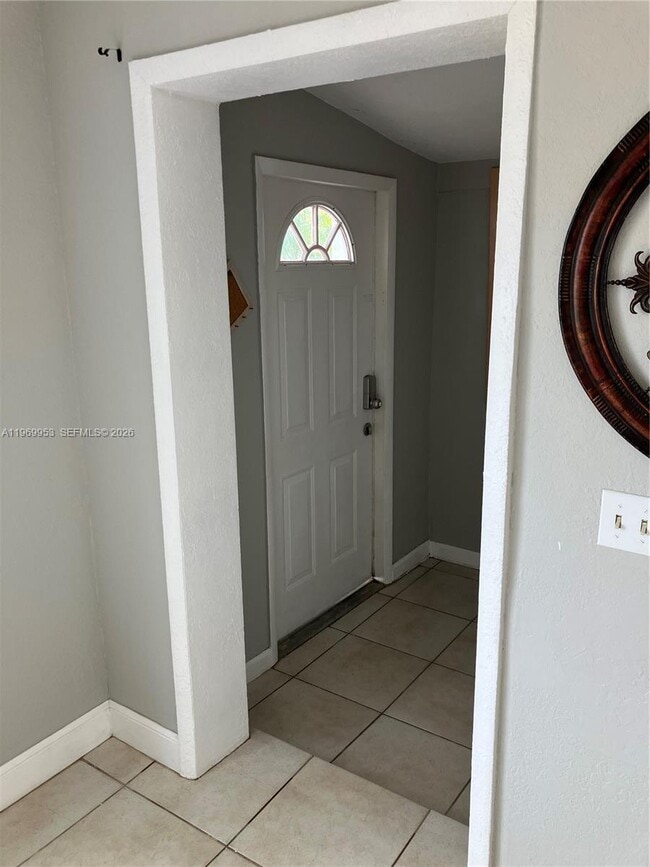 Building Photo - 5730 SW 37th St