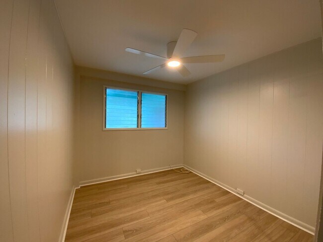 Building Photo - T1152ach