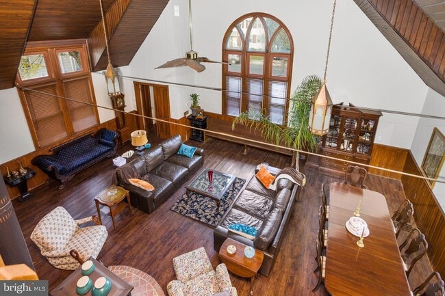 Building Photo - 230 Washington St