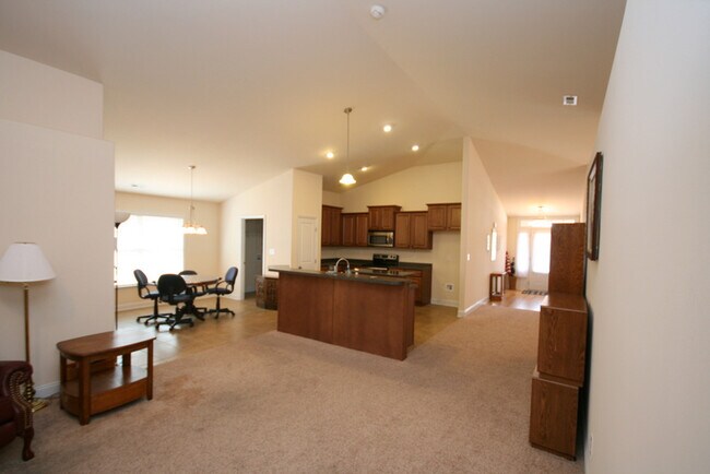 Building Photo - 235 Crab Orchard Dr